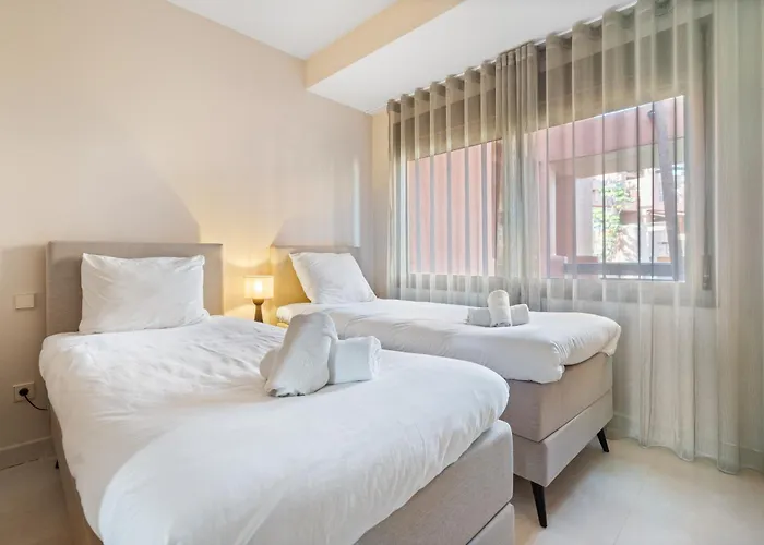 Ultimate - Sunny Escape In Sotoserena