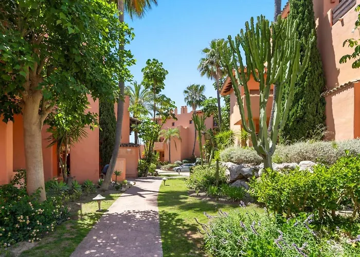 Ultimate - Sunny Escape In Sotoserena Estepona